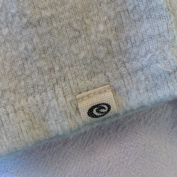 RipCurl light summer sweater (small) in light heather - Picture 4 of 4